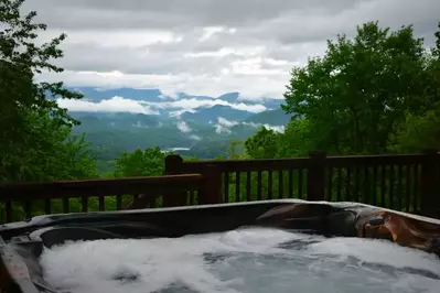 hot tub at a Smoky Mountain cabin short-term rental