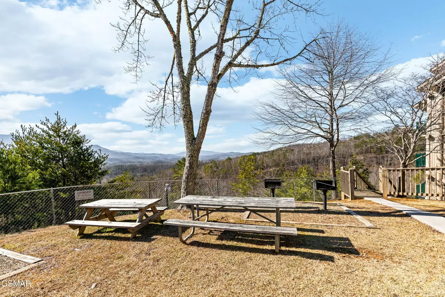 3710 Weber Road, E104