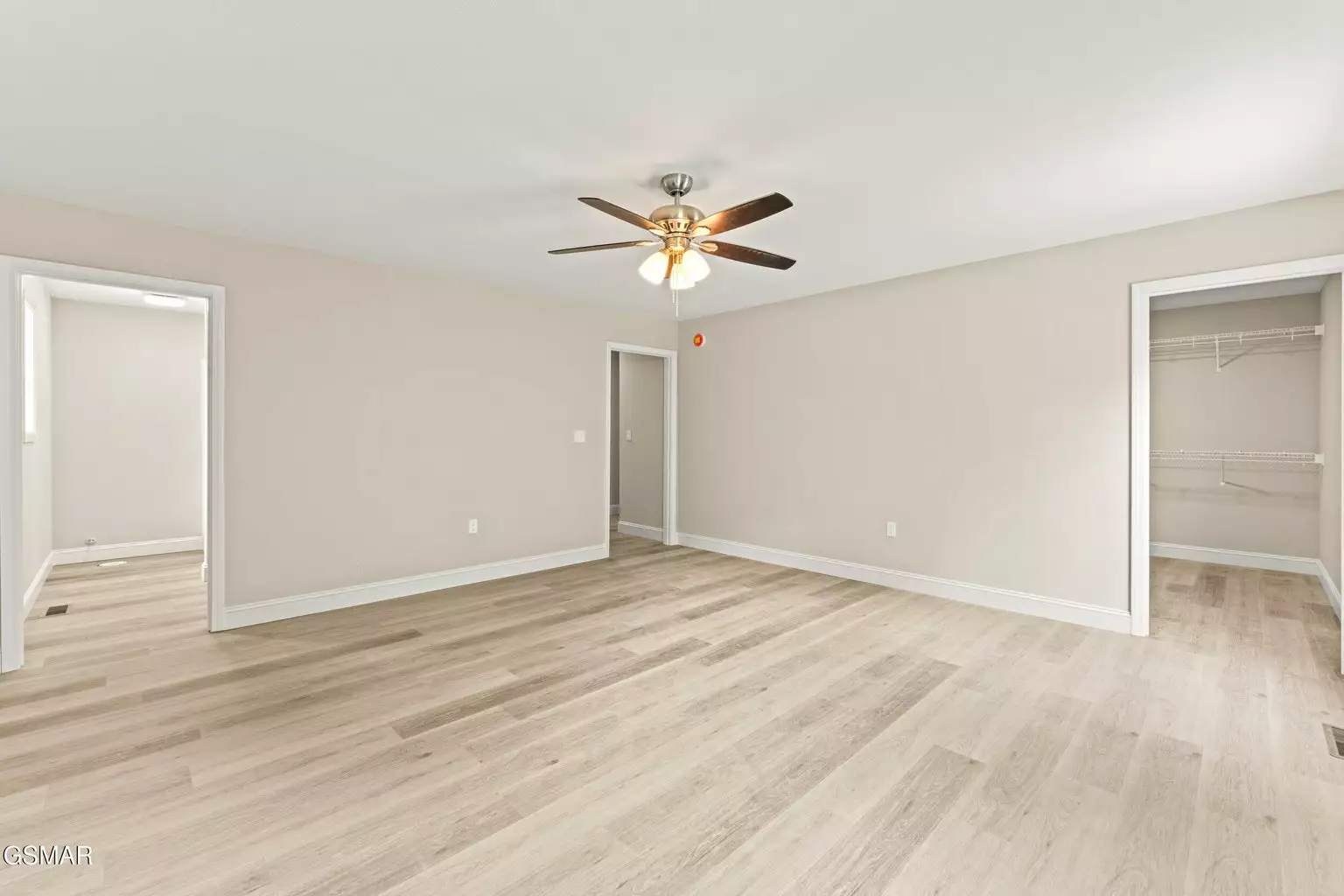 1039 Cedar Ln Lane