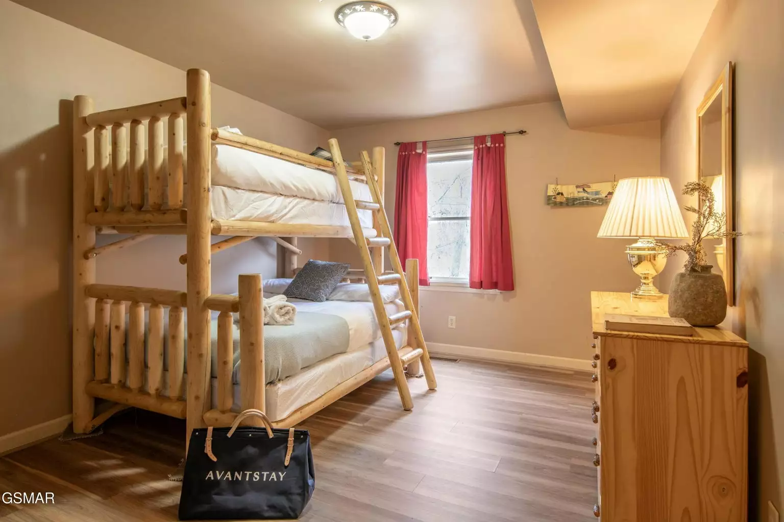 2616 Sunset Cir