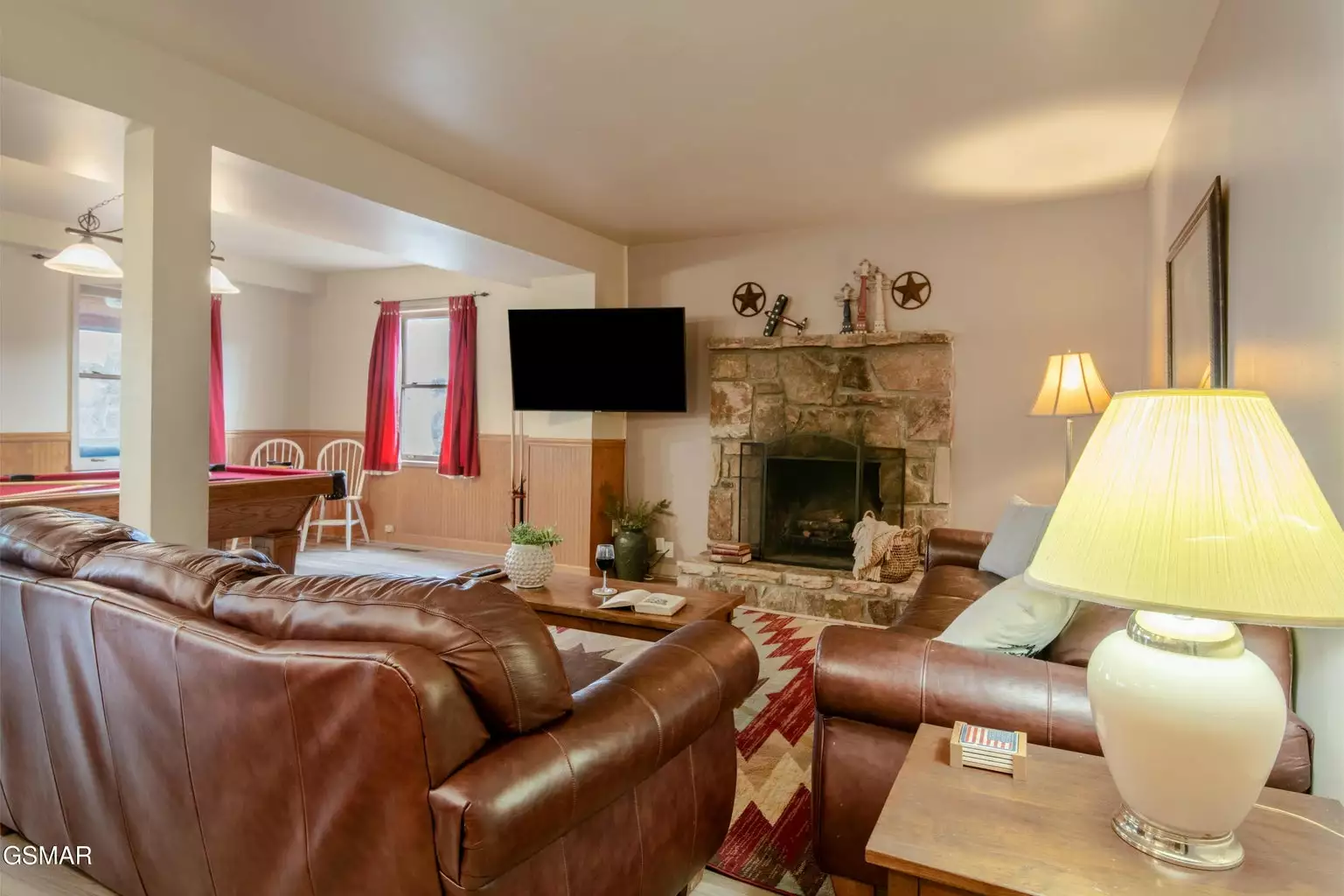 2616 Sunset Cir