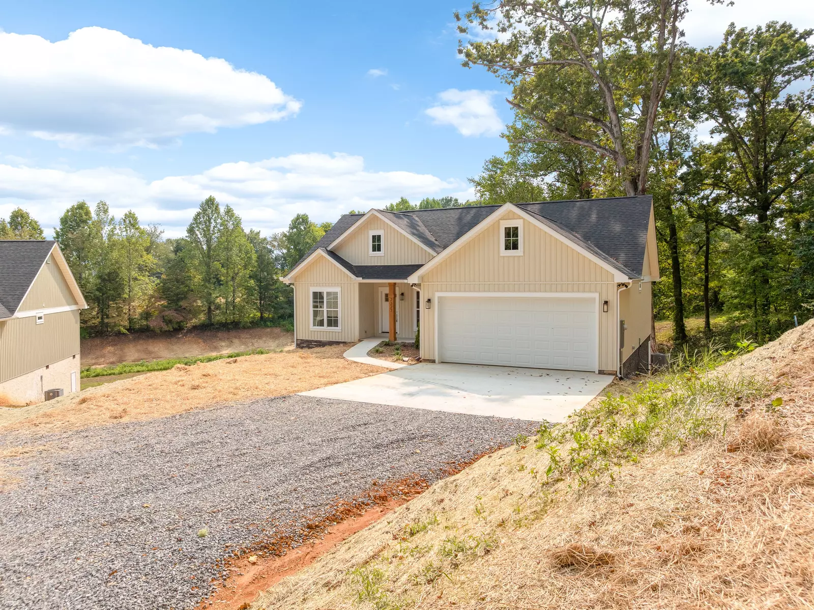 2327 Geraldine Way