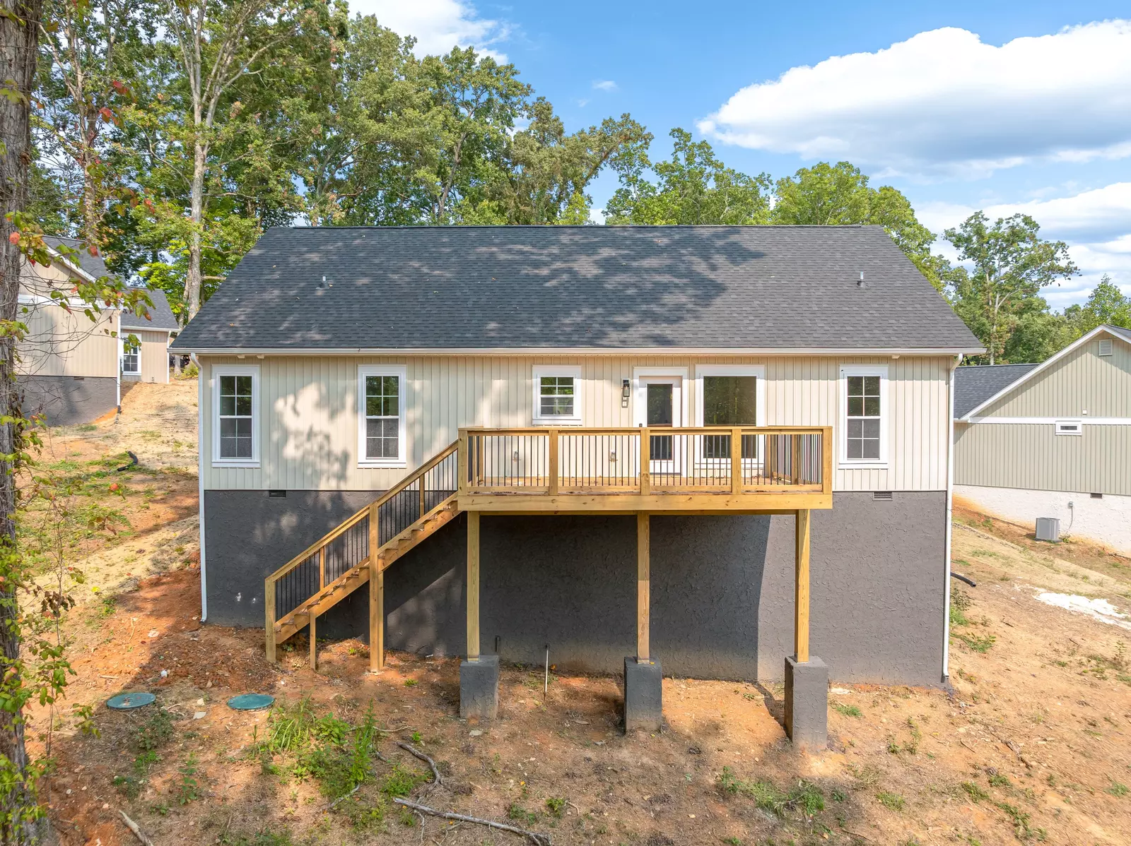 2327 Geraldine Way