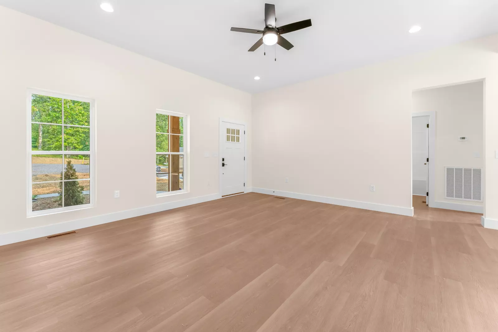 2327 Geraldine Way