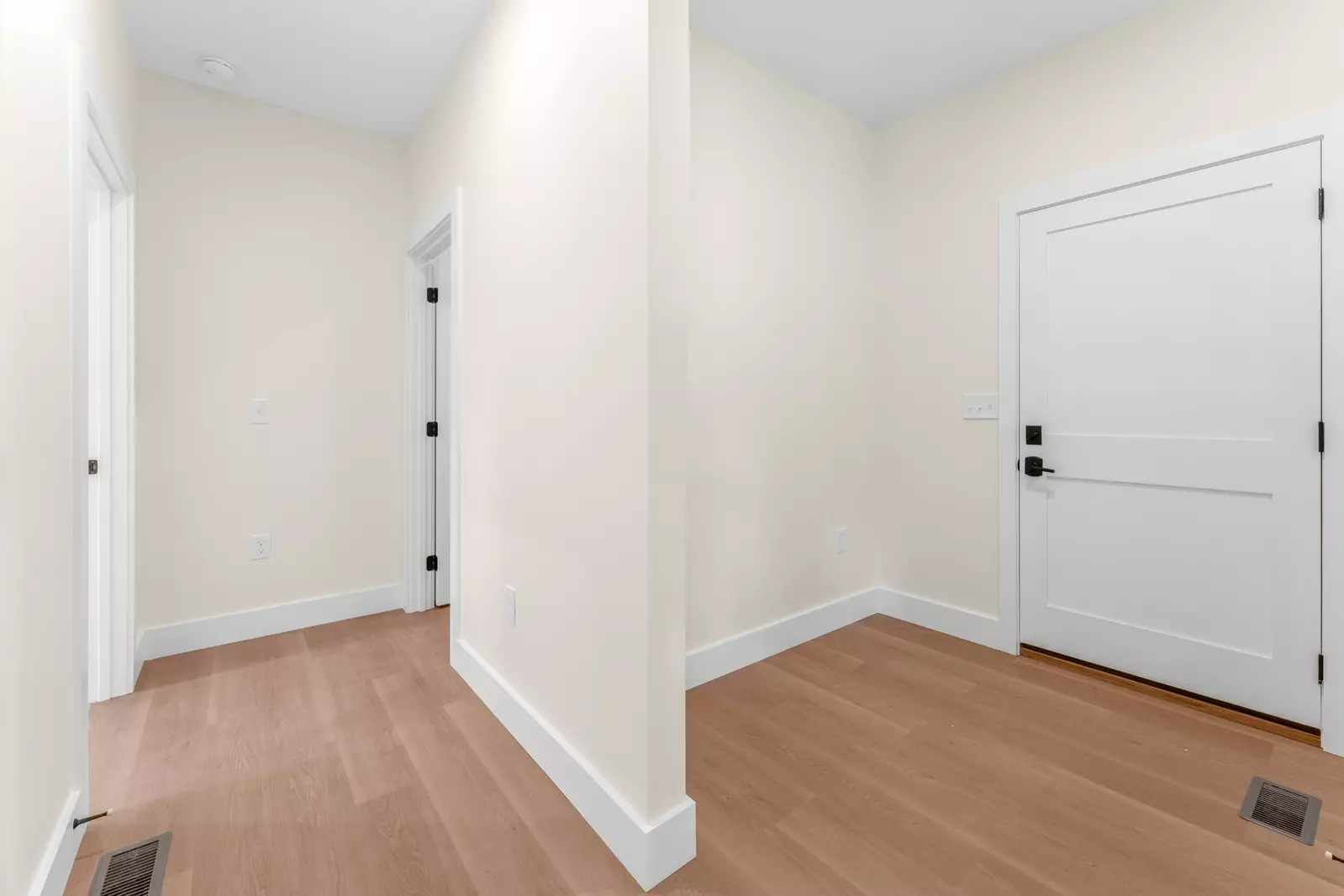 2327 Geraldine Way