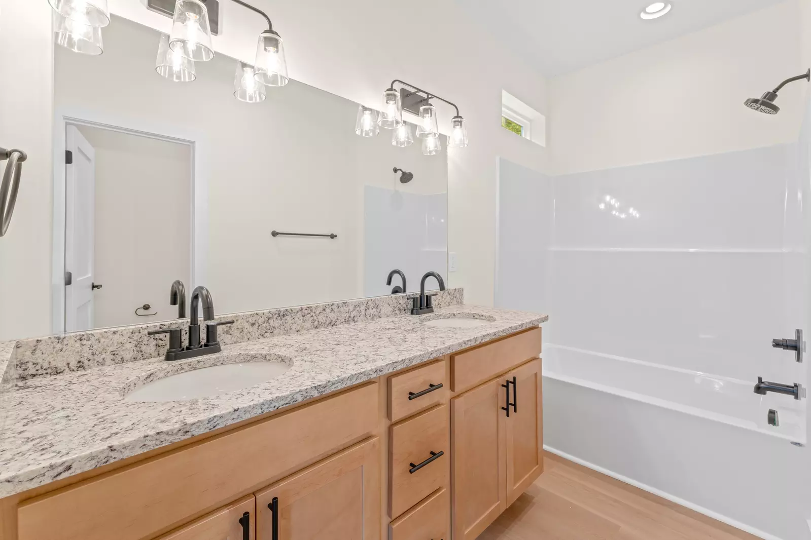 2327 Geraldine Way