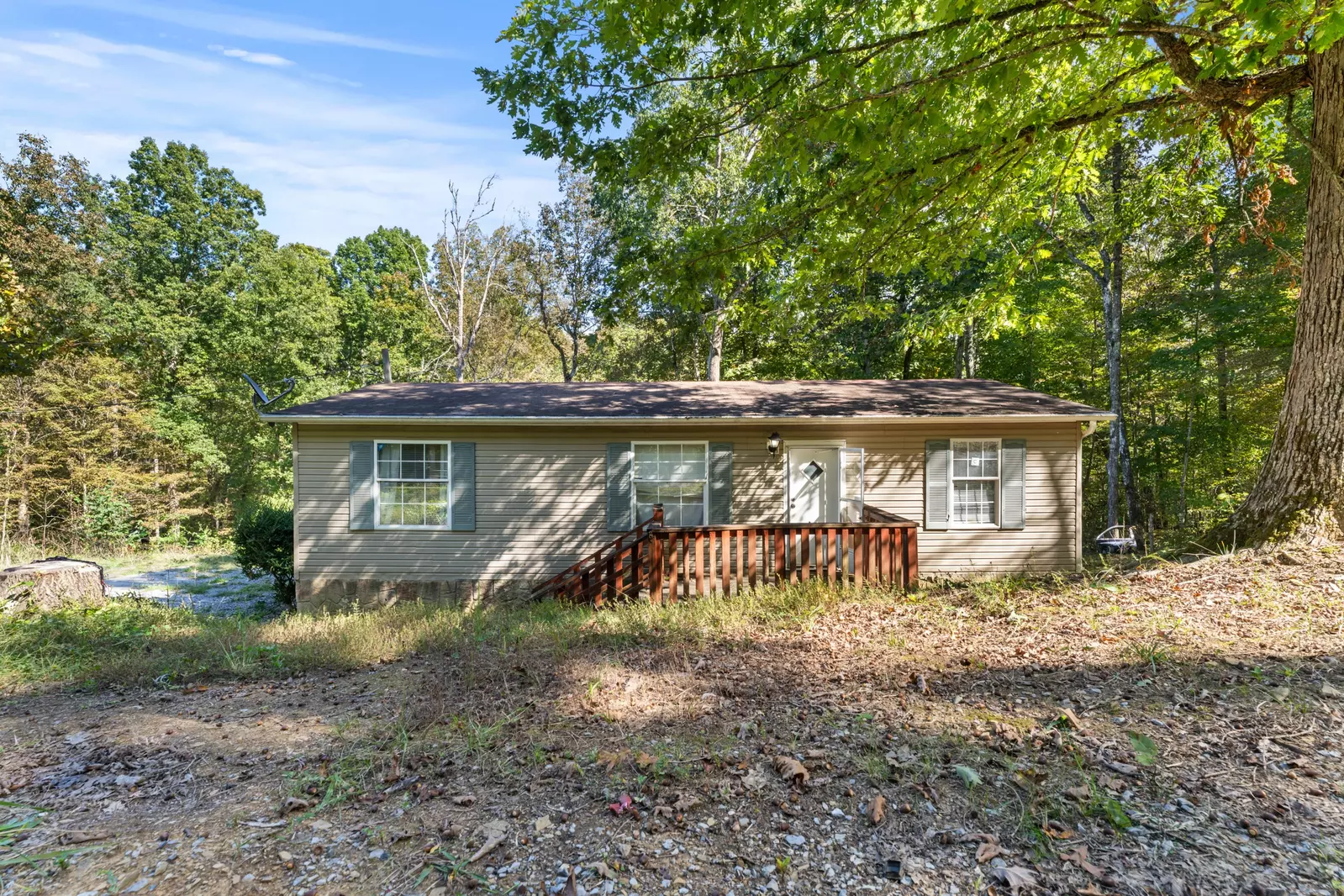 446 Red Bud Ln