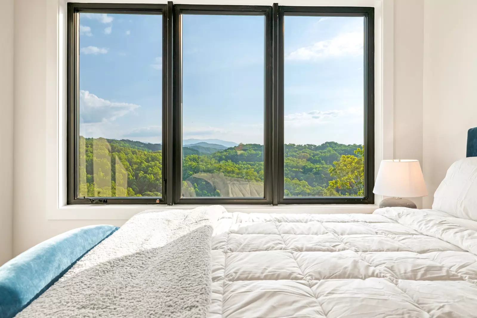 3819 Heavens View Lane