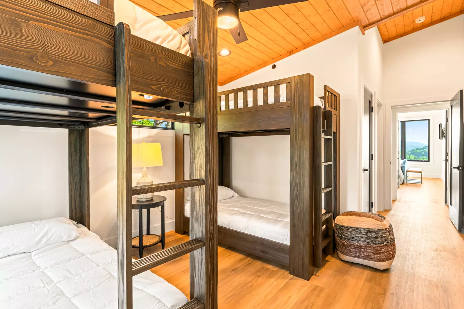 3819 Heavens View Lane