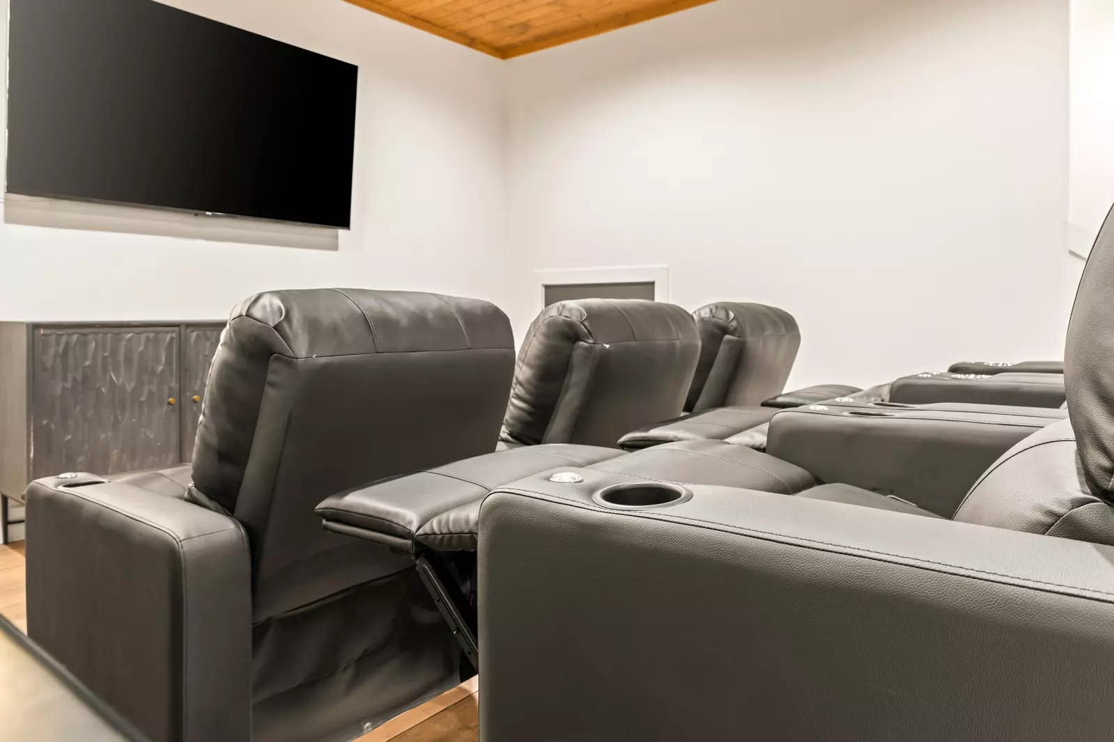 3819 Heavens View Lane