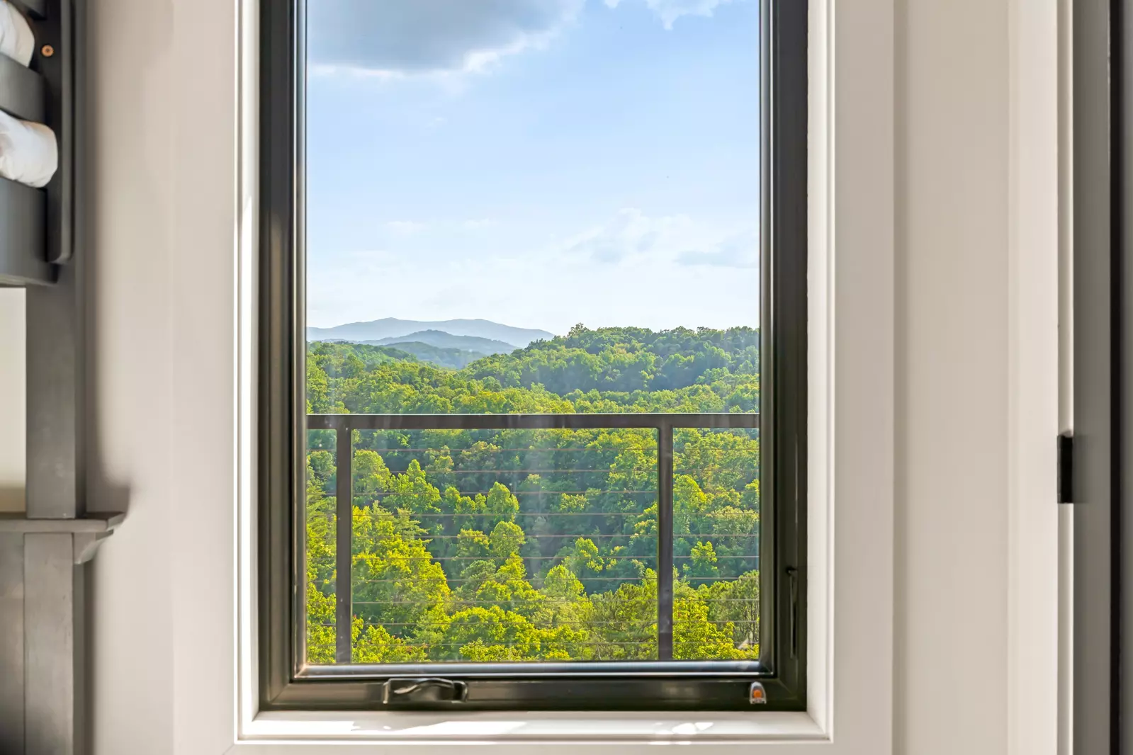 3819 Heavens View Lane