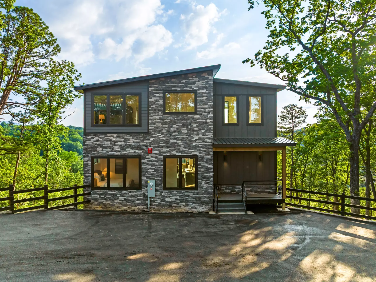 3819 Heavens View Lane