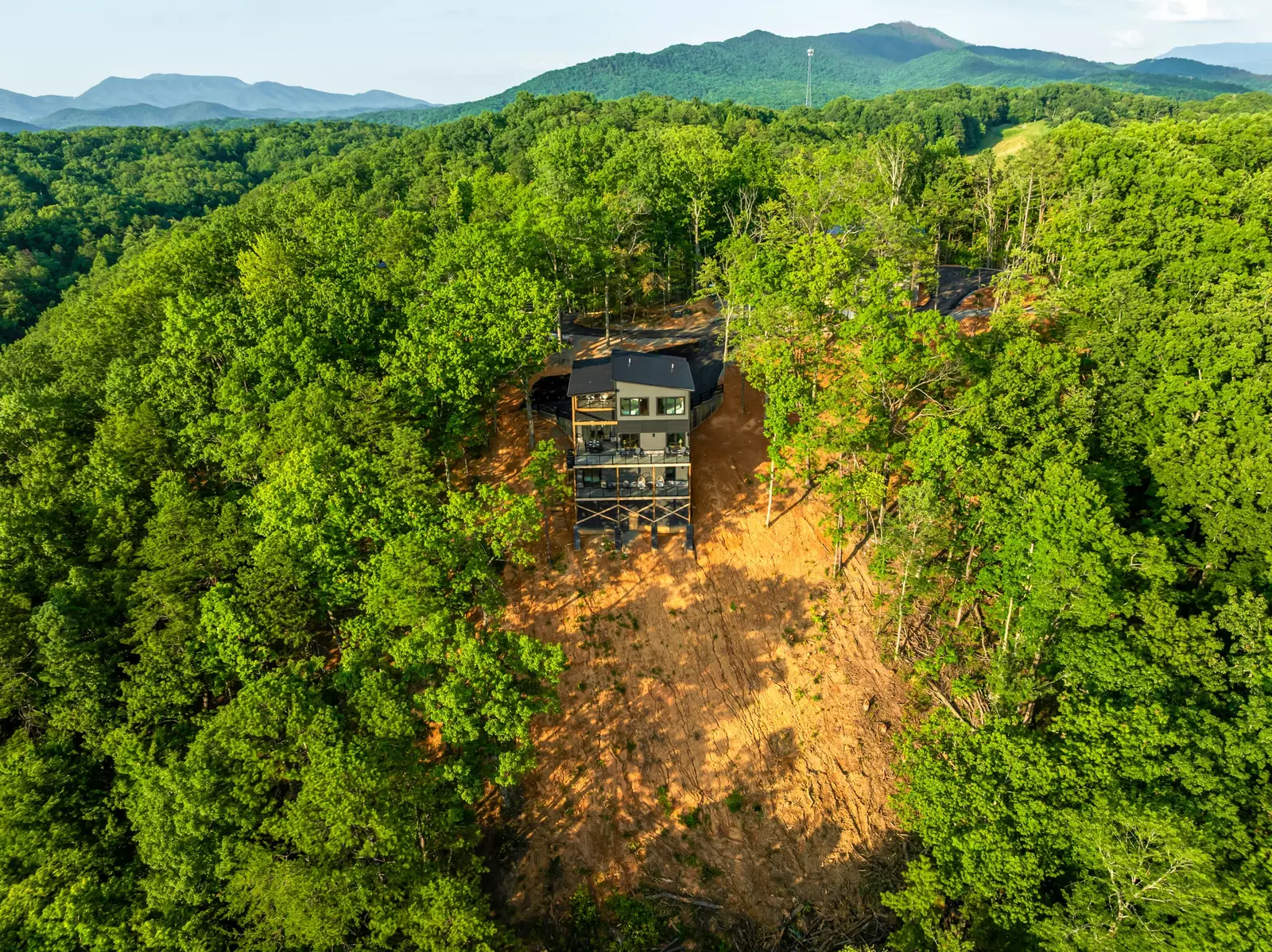 3819 Heavens View Lane