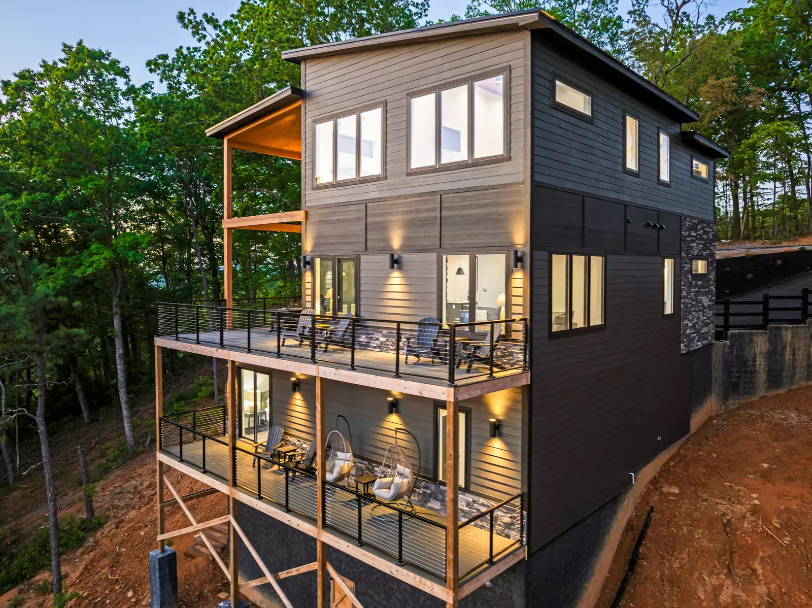 3819 Heavens View Lane